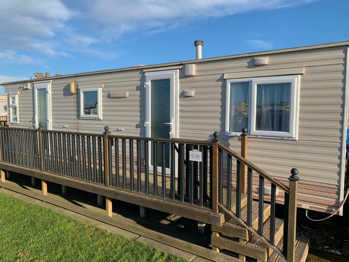 Chapel Caravans S191 Hotell Chapel Saint Leonards Exteriör bild