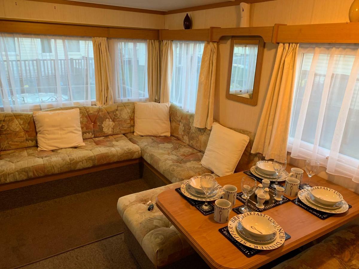 Chapel Caravans S191 Hotell Chapel Saint Leonards Exteriör bild