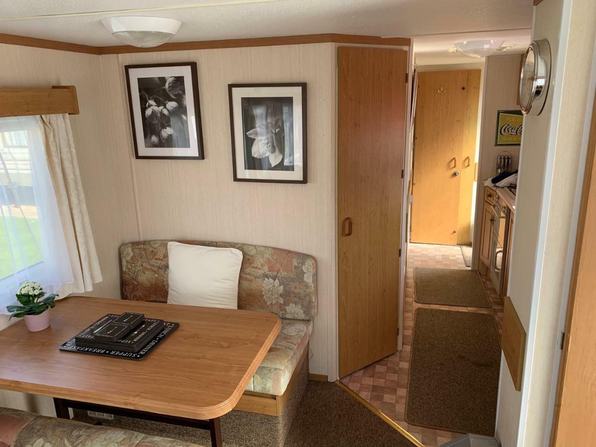 Chapel Caravans S191 Hotell Chapel Saint Leonards Exteriör bild